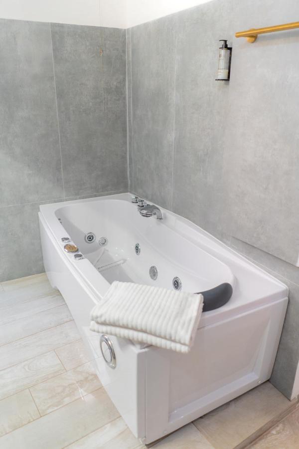 Irooms - Spanish Steps 4* Rome