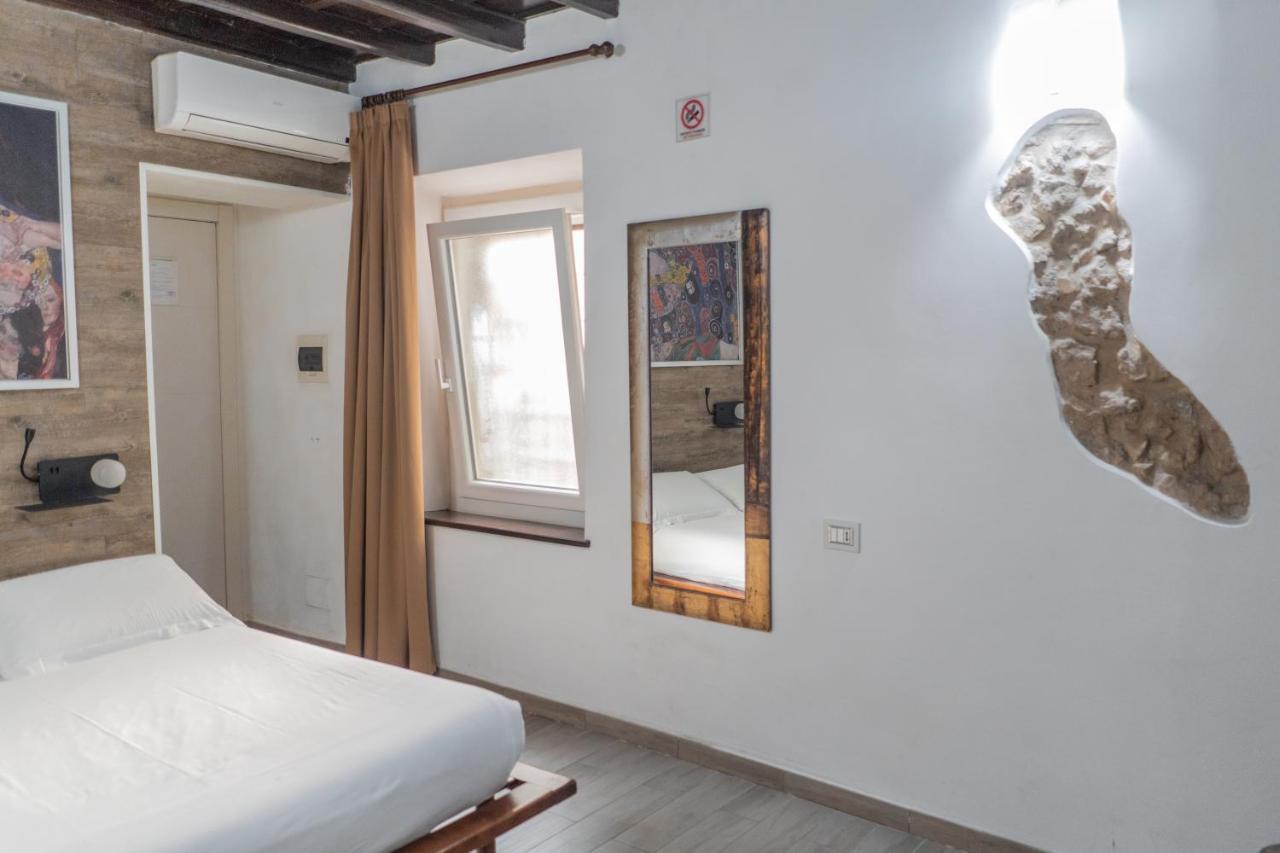 Guest house Irooms - Spanish Steps 4*