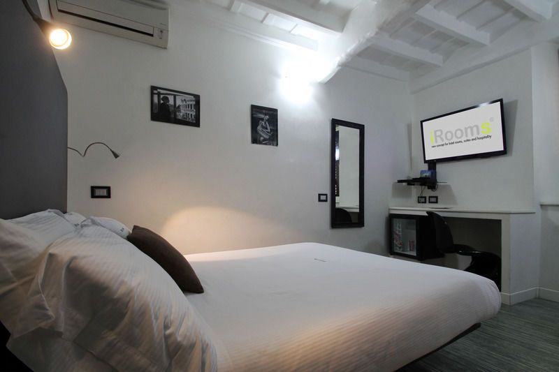 Irooms - Spanish Steps Guest house 4*